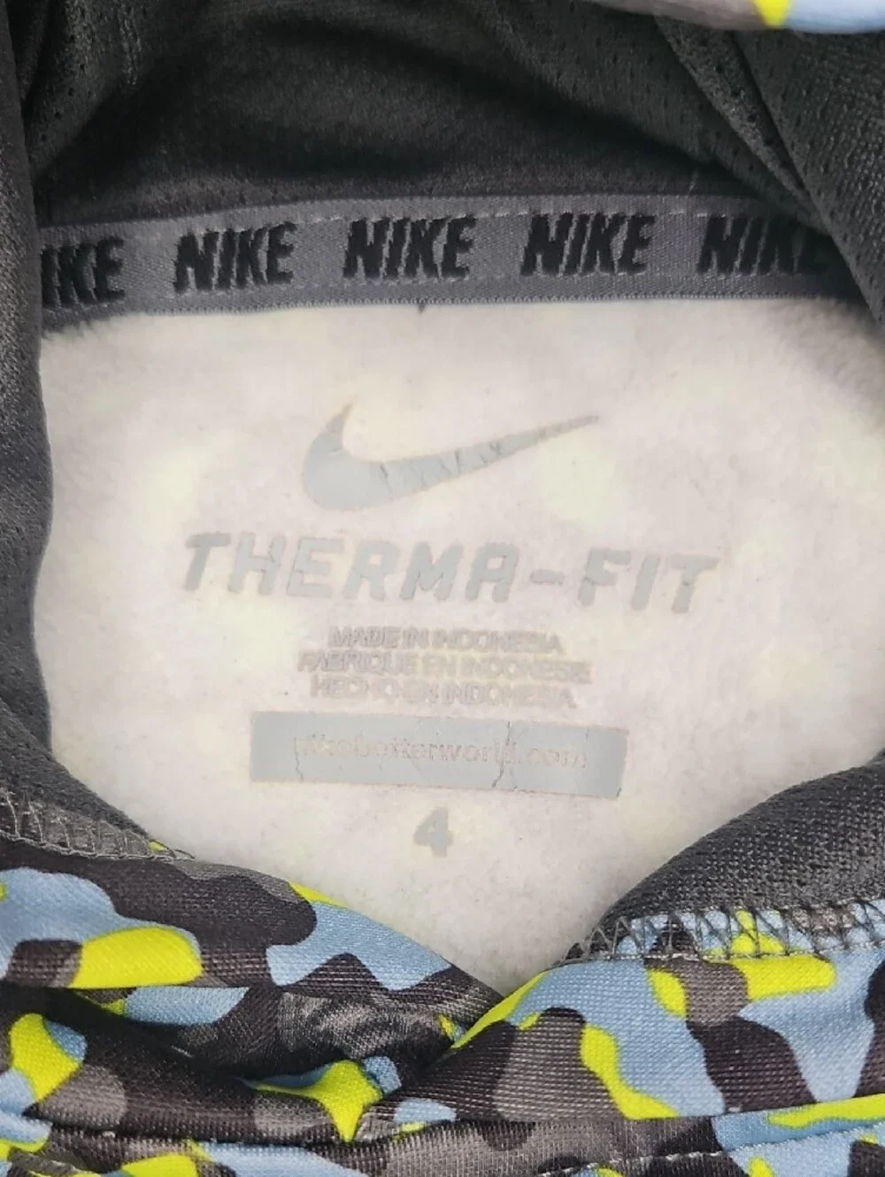 Nike Kids Gray, Green & Light Blue Camo Therma-fit Hoodie Size 4